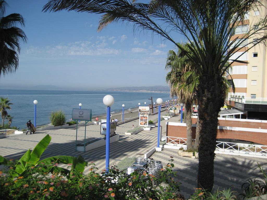 Apartamentos Intercentro Torrox-Costa Kültér fotó